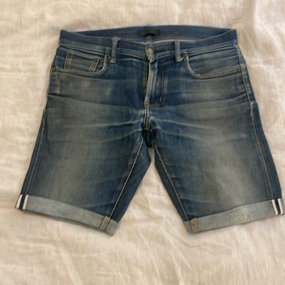 Uniqlo Selvege denim cut off shorts, sz 30